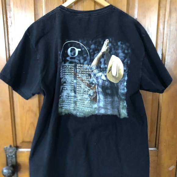 Black Graphic Garth Brooks World Tour Tee - Picture 2 of 13